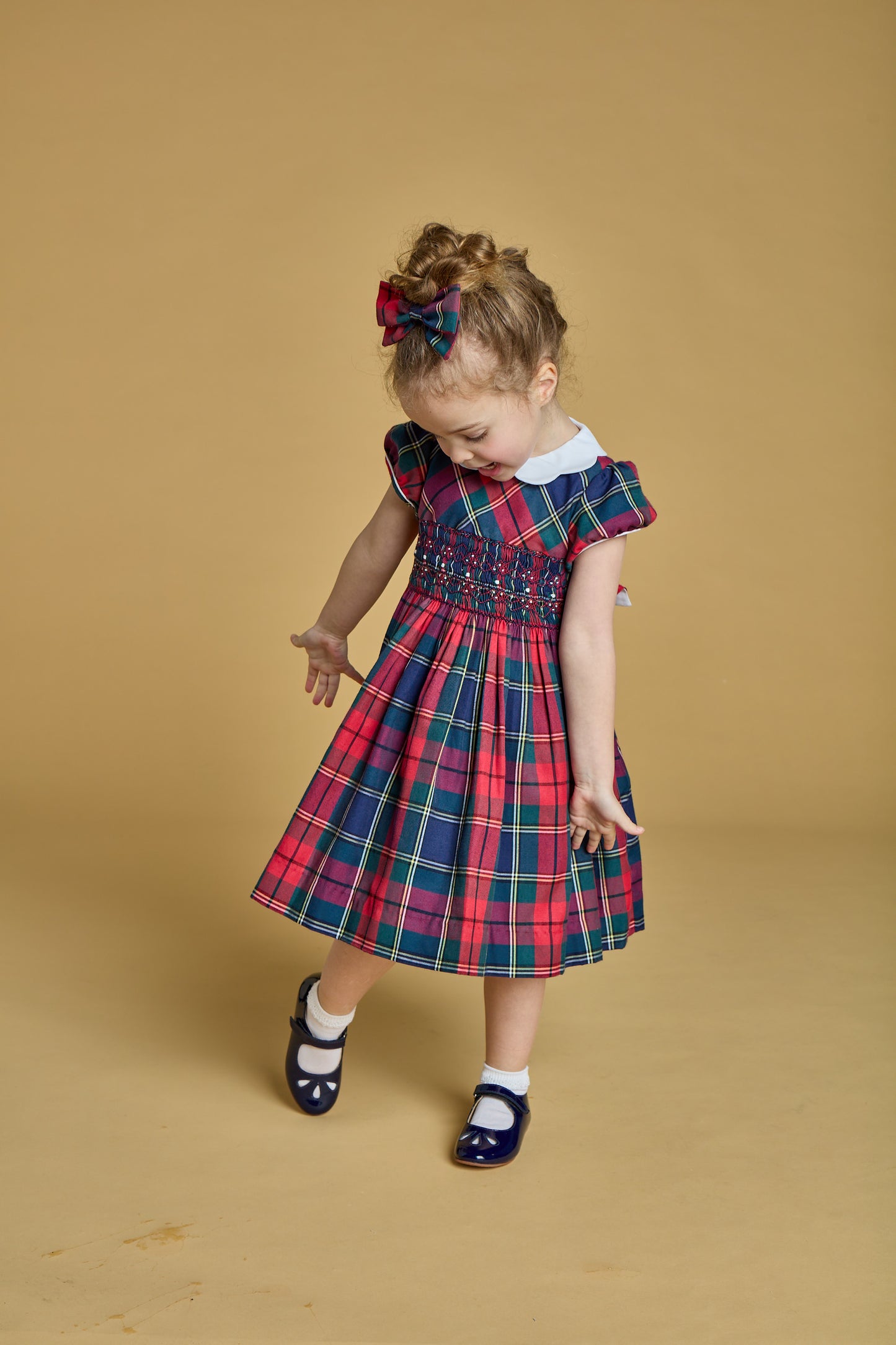 Kidiwi France Girls Ritha Smocked Dress - Scallop Collar - Red Holiday Tartan Plaid by Kidiwi