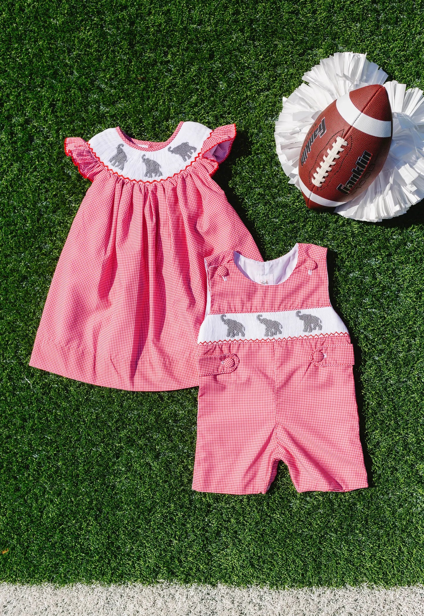 Shop Teeta Girls Kate Dress - Red Gingham Smocked Alabama Elephants