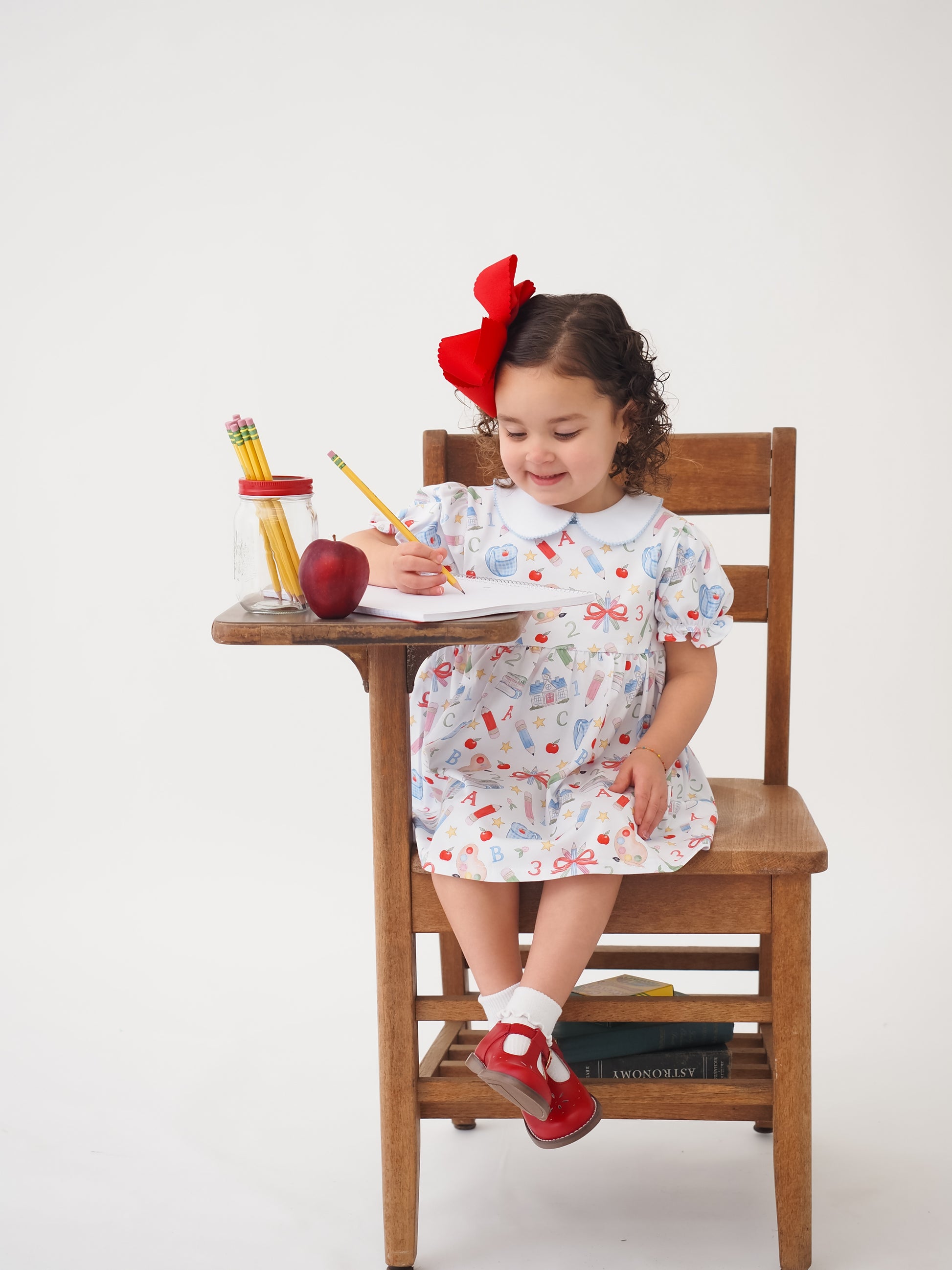 Cypress Row Girls Collins Classic Dress - School Supplies