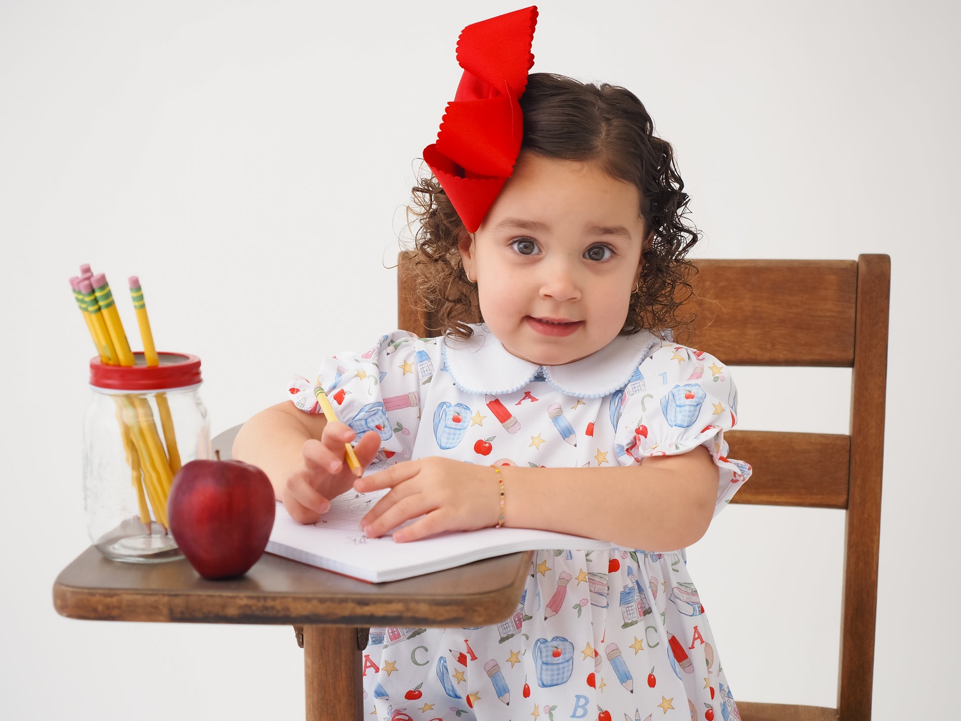 Cypress Row Girls Collins Classic Dress - School Supplies