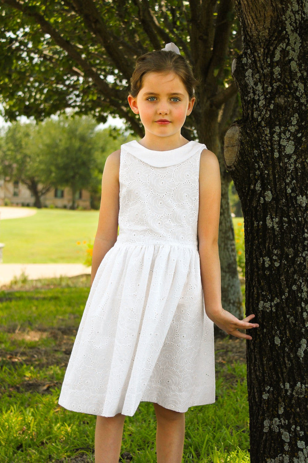Susanne Lively Girls Sleeveless White Eyelet Dress - Audrey Hepburn Collar and V-Back