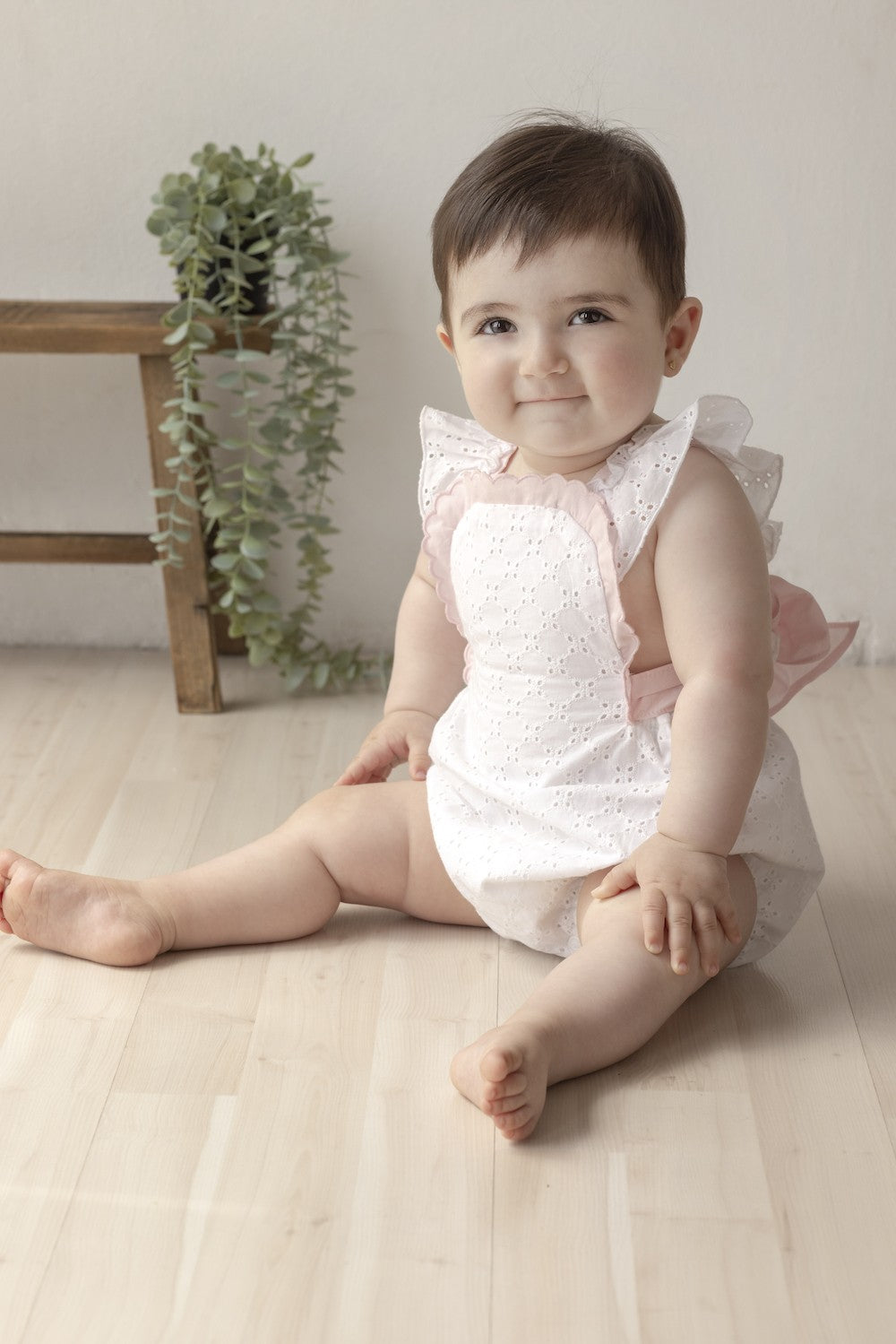 Sophie & Lucas Girls Passenger Princess Bubble - White Eyelet - Pink Sash
