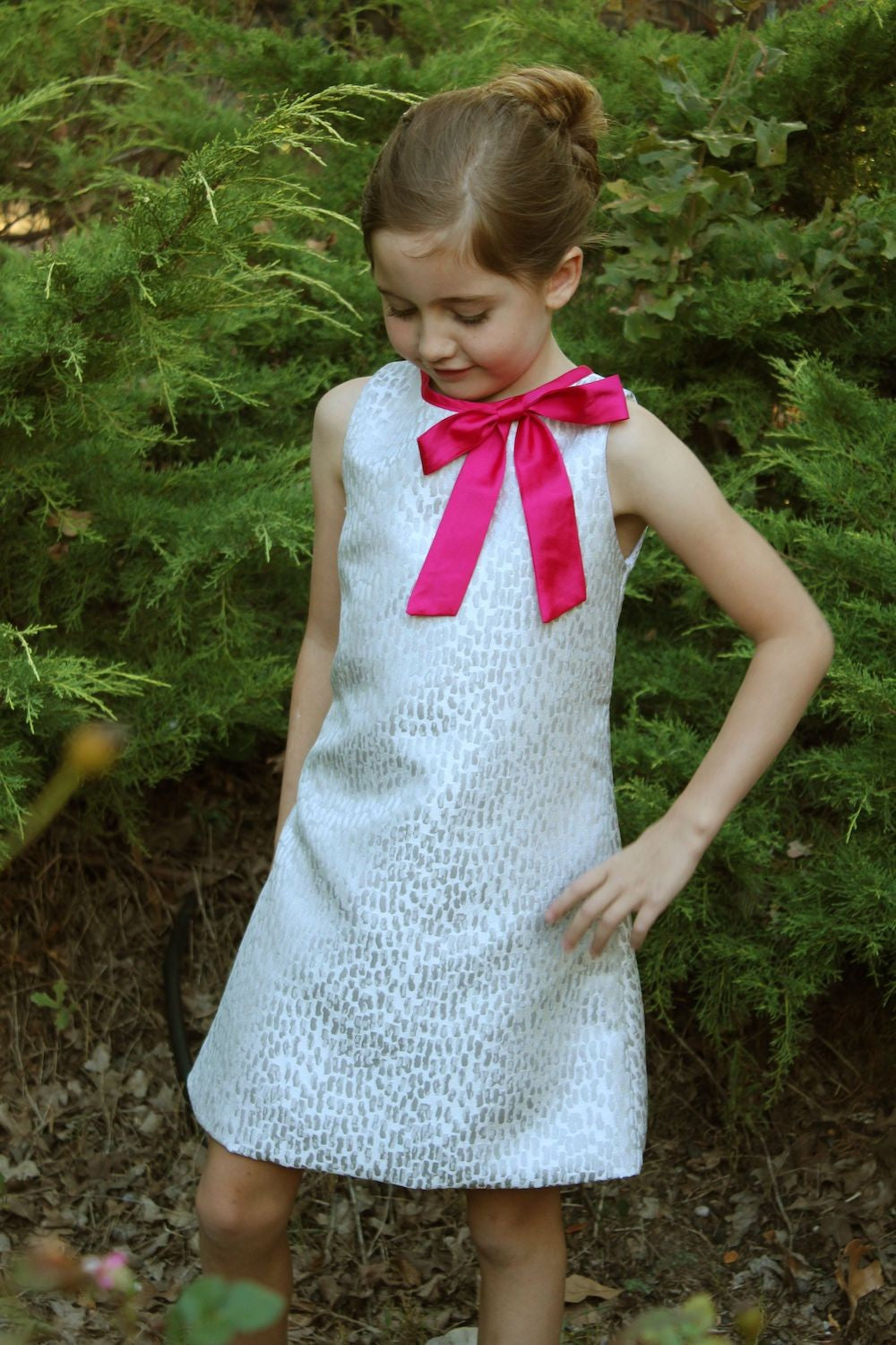 Susanne Lively Girls Silver Pebble Sleeveless A-Line Dress with Bow