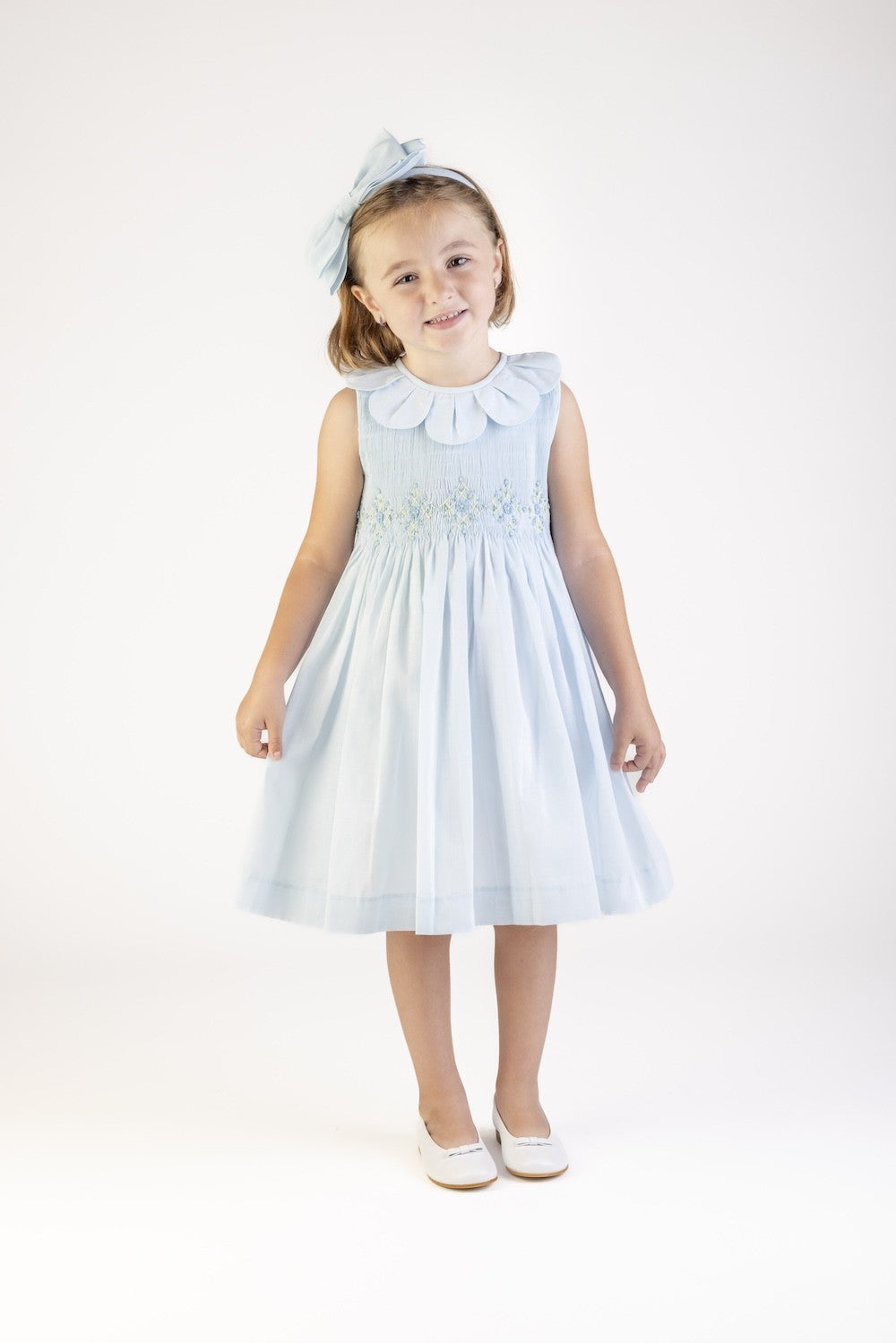 Luli & Me Girls Classical Diamond Smocked Petal Collar Sleeveless Dress - Blue