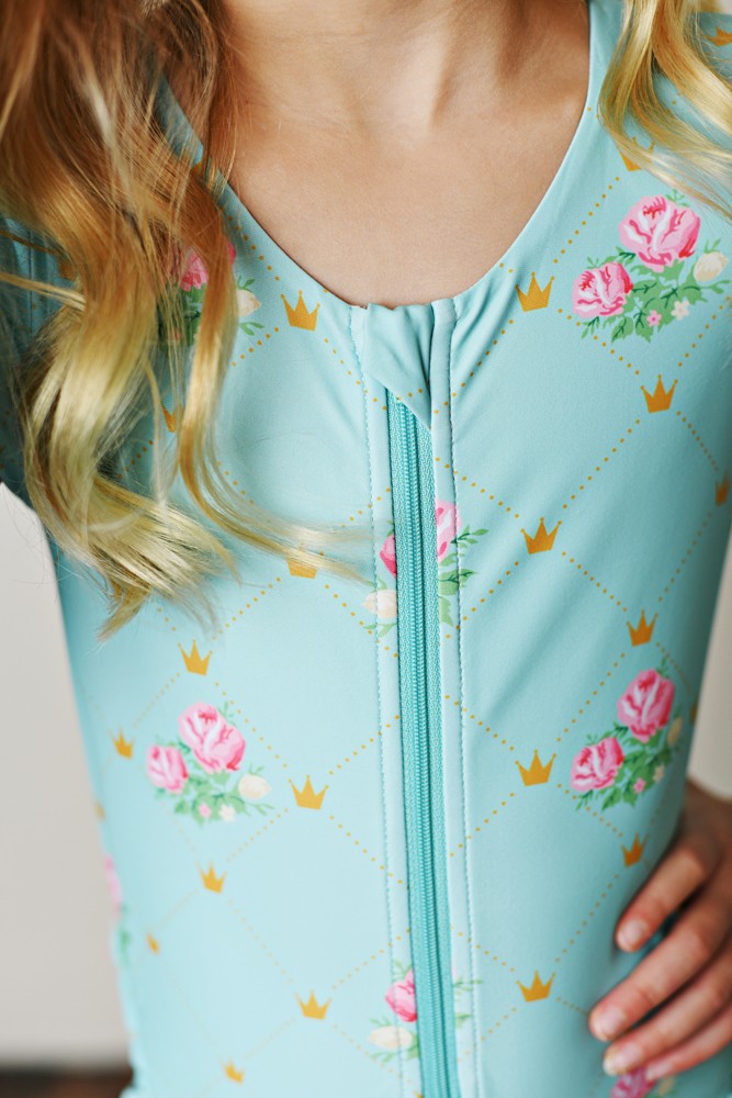 Swoon Baby Girls UPF 50 Zip Front Rash Guard Swimsuit - Aqua with Pink Flowers