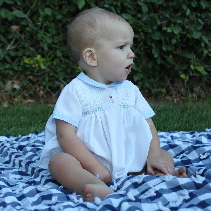 Feltman Brothers Baby Boys White / Blue Sailboat Bubble