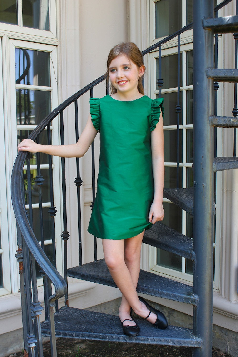 Susanne Lively Girls A-Line Christmas Dress - V-Back - Green