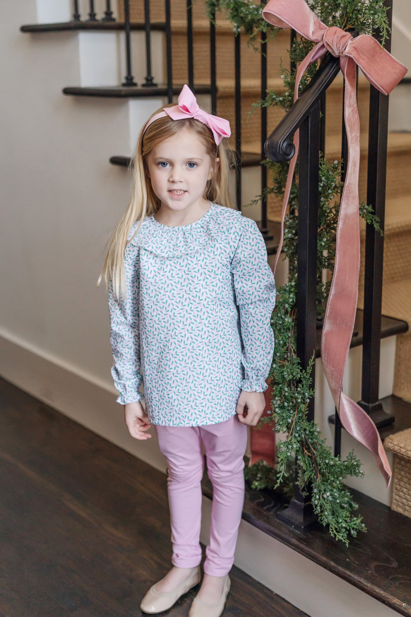 Lila & Hayes Girls Emma Pink Leggings Set - Green Holly Holiday Top by Lila & Hayes