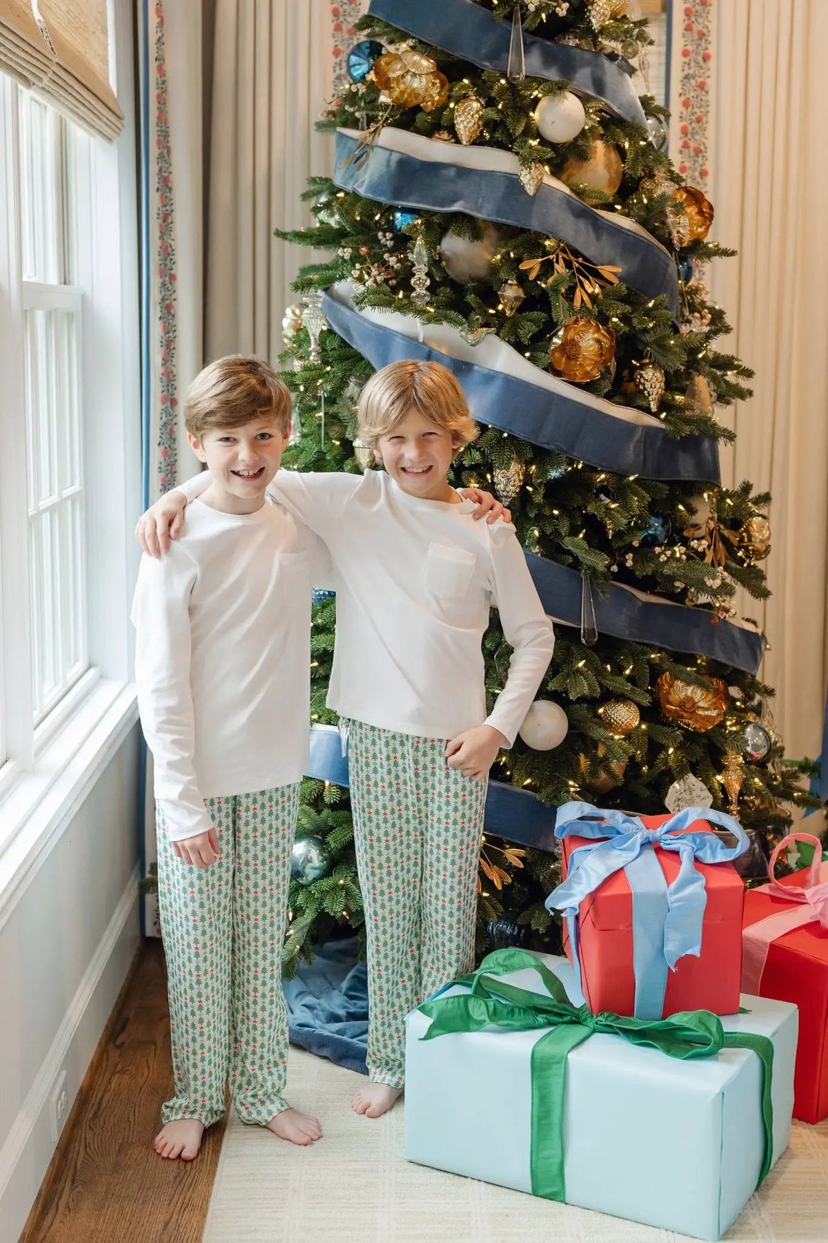 Lila & Hayes Boys Beckett Hang Out Pants - Christmas Tree Topper Stars
