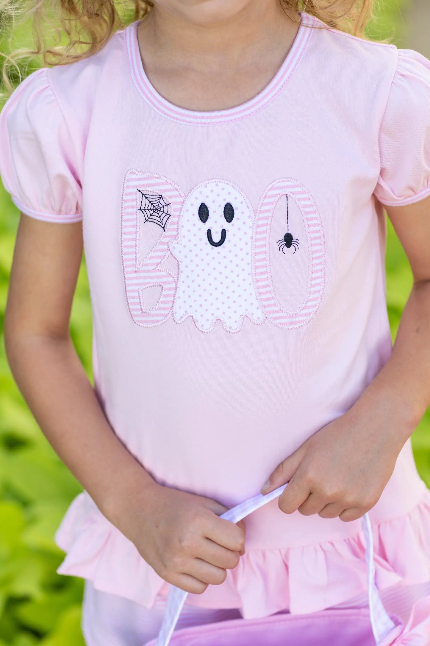 Trotter Street Kids Girls Pink Boo Scalloped Short Set