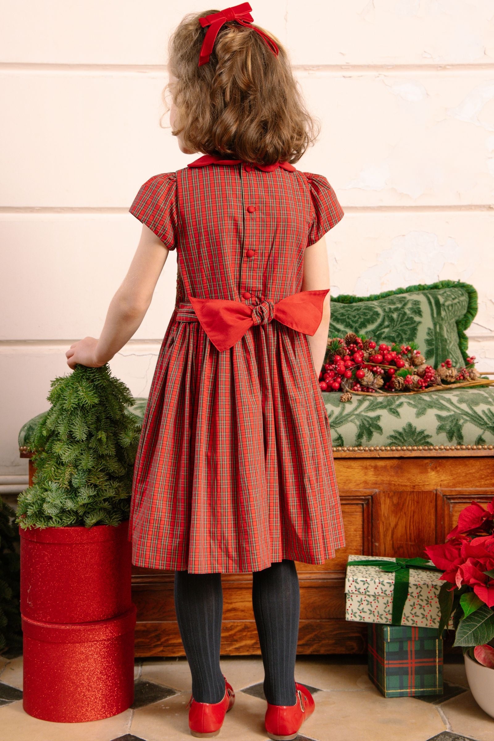 Antoinette Paris Girls Red Holiday Plaid Smocked Marguerite Dress with Red Collar