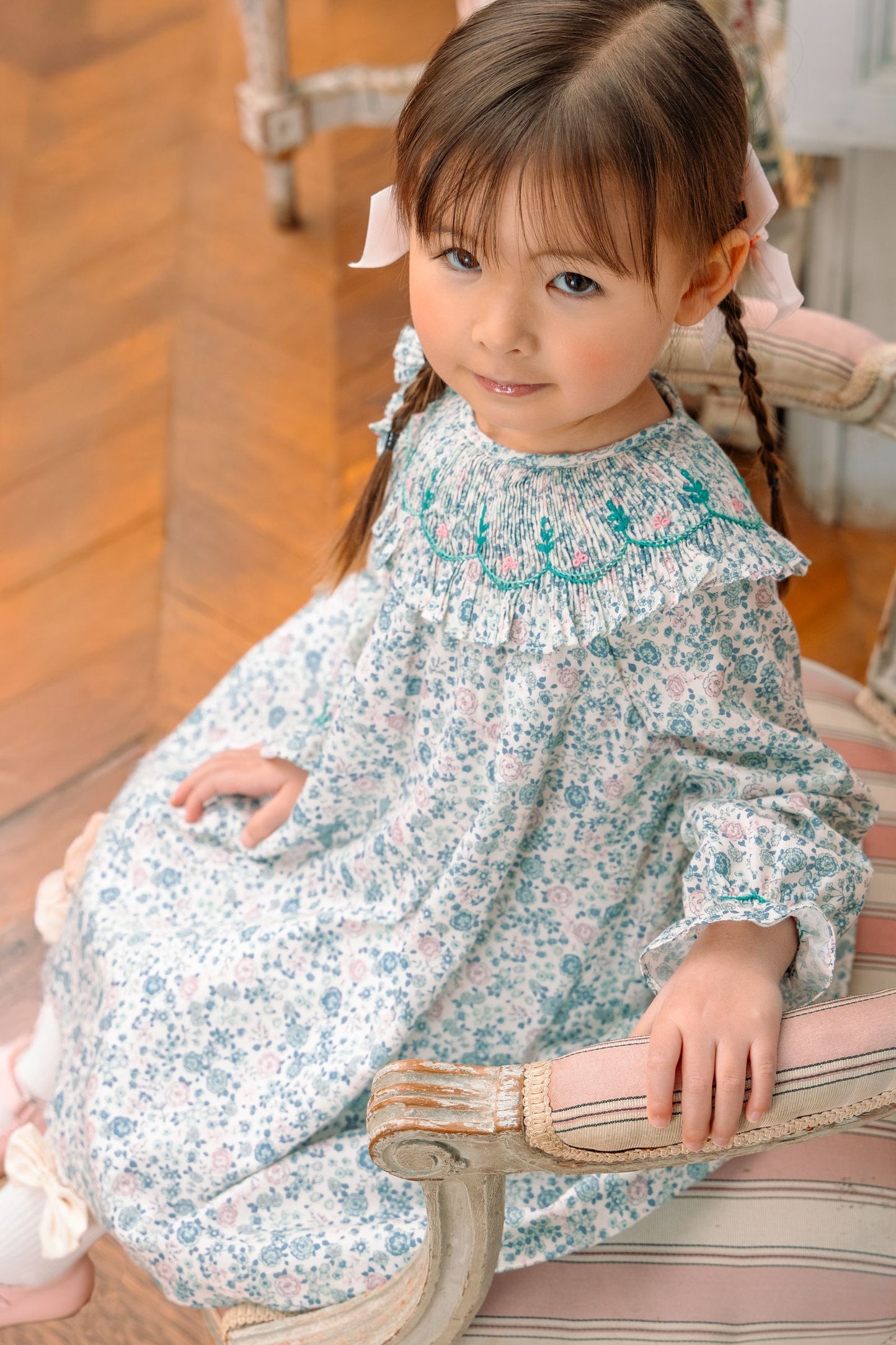 Antoinette Paris Girls Blue & Pink Floral Smocked Collar Dress