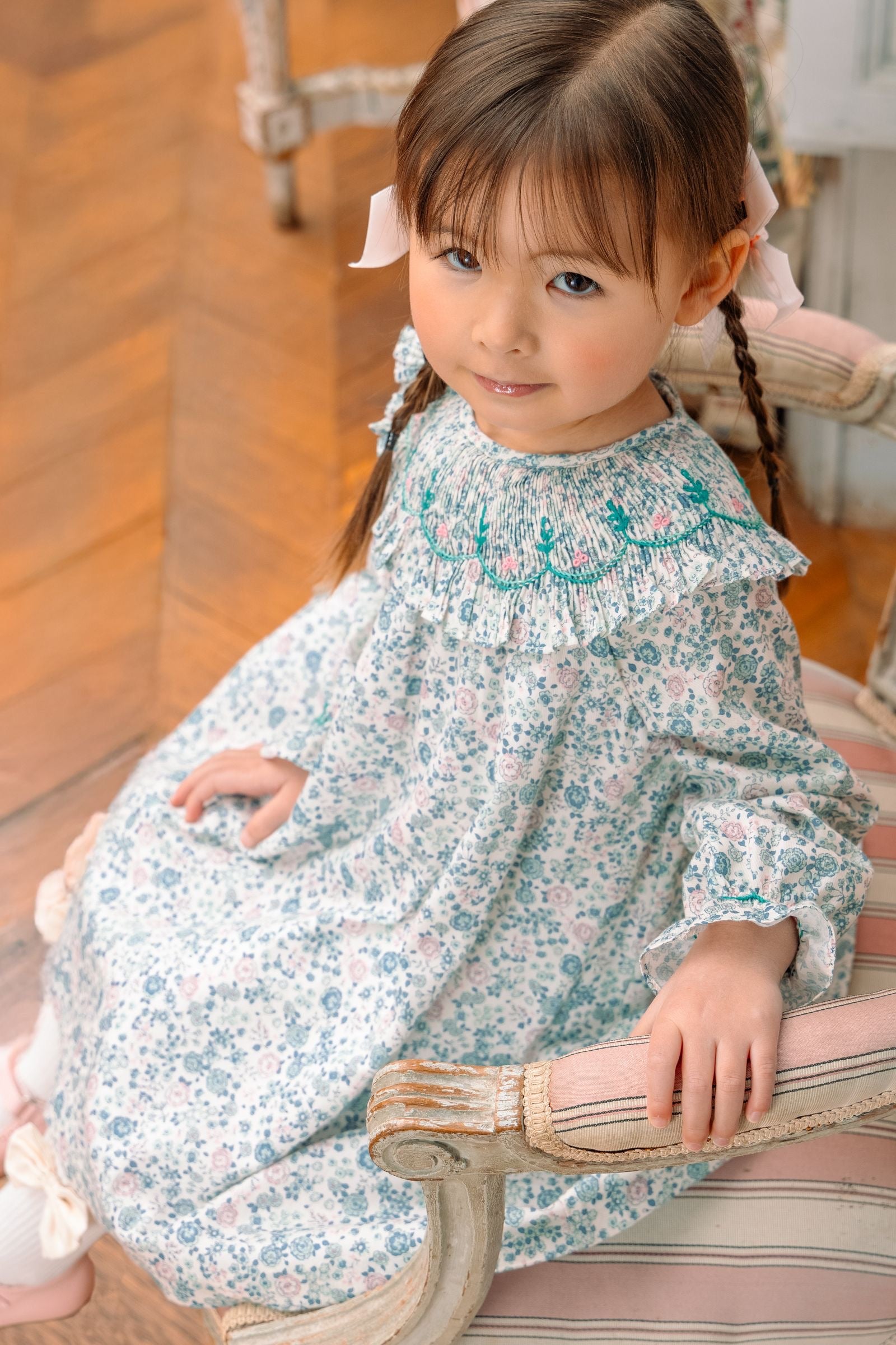 Antoinette Paris Girls Blue & Pink Floral Smocked Collar Dress