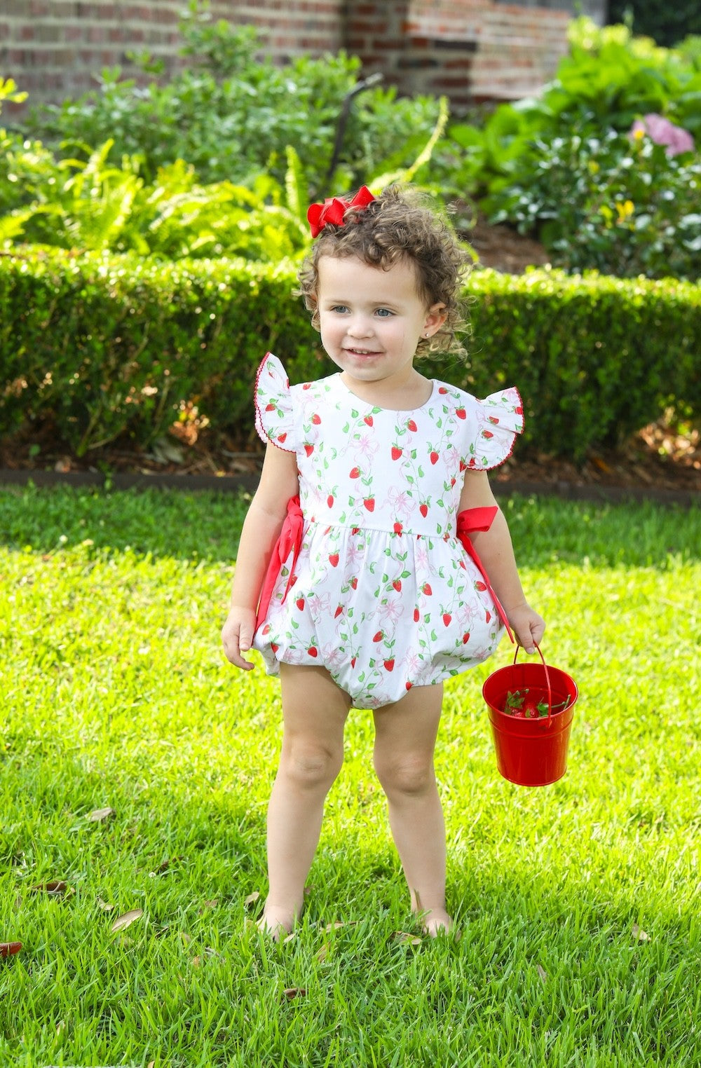 Trotter Street Kids Baby Girls Pink Pick of the Patch Strawberry Woven Bubble - Red Side Bows by Trotter Street Kids